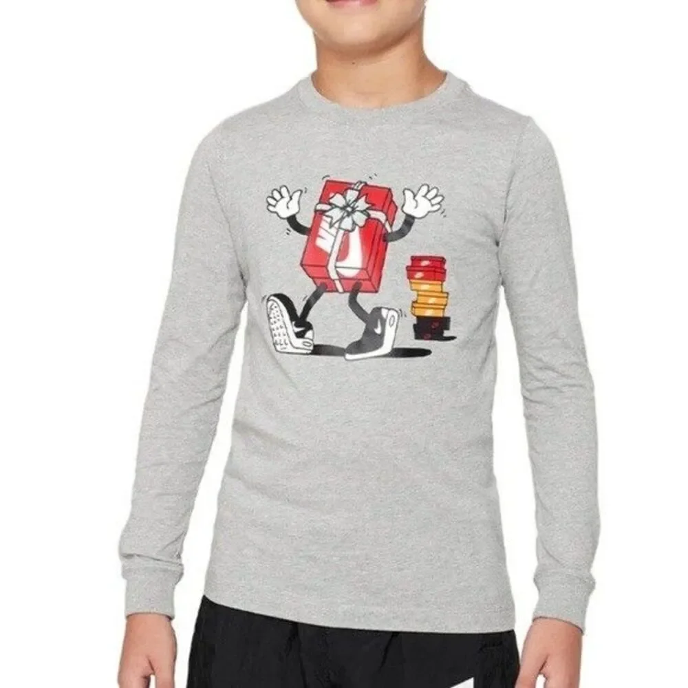 NIKE ❤️🔥NIKE SPORTSWEAR BIG KIDS' LONG-SLEEVE T-SHIRT GREY boys girls shirt M